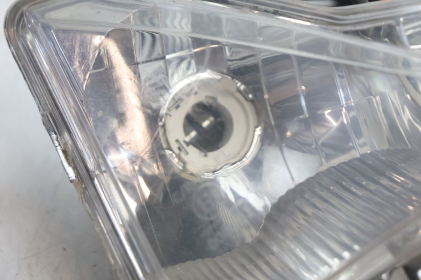 photo de FARO ANTERIORE YAMASAKI ROADSTER 50 (2013 - 2018) - Primo piano tecnico