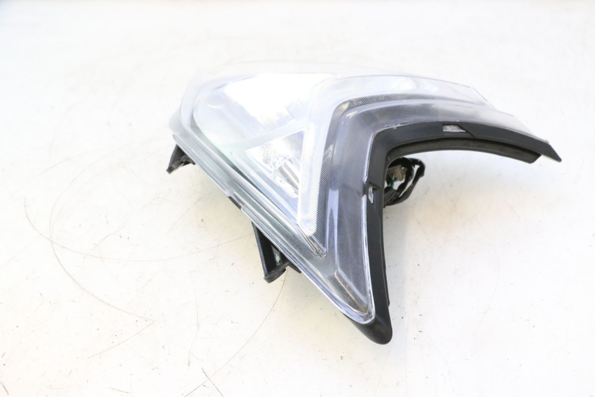 photo de FANALE ANTERIORE TNT MOTOR ROMA 10' 2T 50 (2011 - 2018) - Stato della superficie e materiale