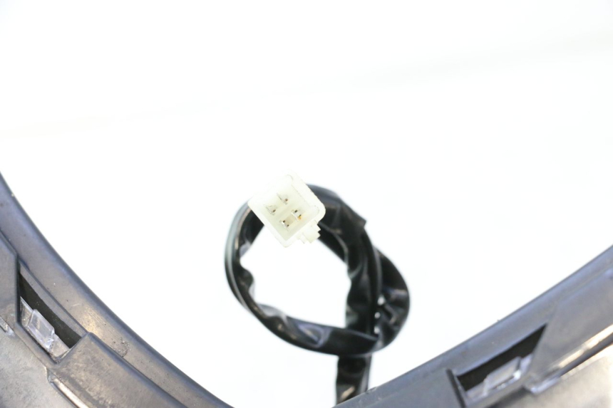 photo de FANALE ANTERIORE TNT MOTOR ROMA 10' 4T 50 (2007 - 2018) - Primo piano tecnico