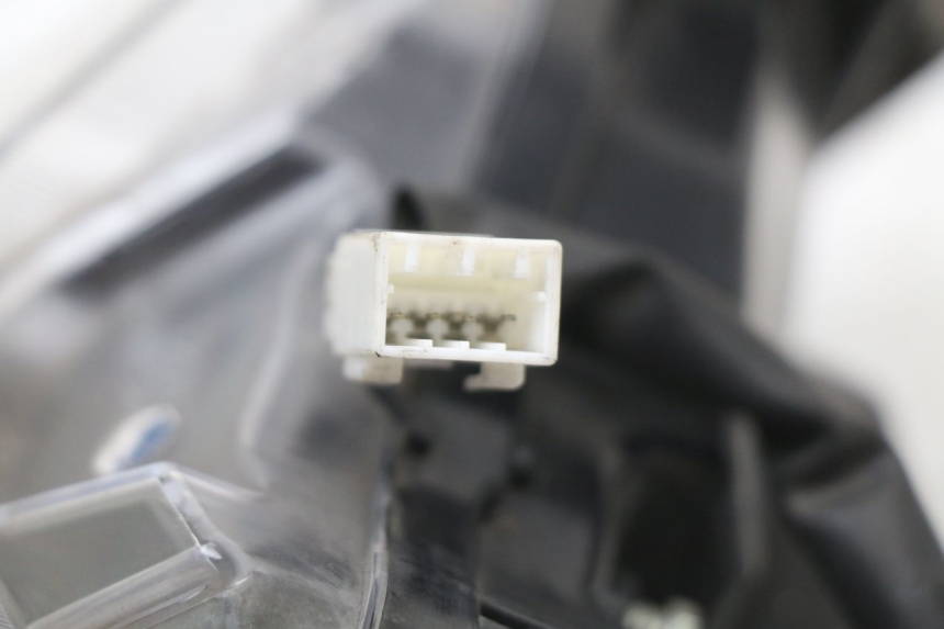 photo de FANALE ANTERIORE GILERA RUNNER SP 50 (2009 - 2017) - Vista d'insieme del prodotto