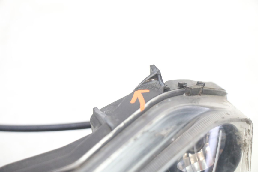 photo de FARO ANTERIORE GILERA RUNNER SP 50 (2006 - 2008) - Altra angolazione