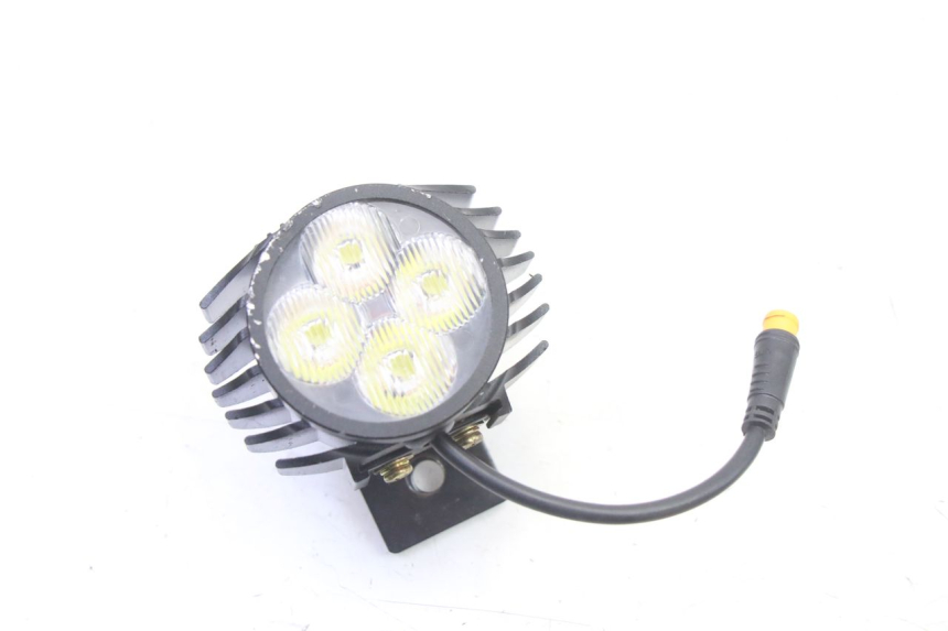 photo de FARO ANTERIORE HERO S10 1 - Vista principale