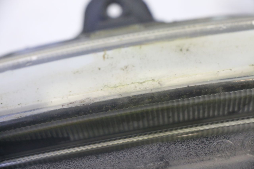 photo de FARO ANTERIORE JM MOTORS SANTANA EVO 50 (2024 - 2026) - Zoom sullo stato d'uso