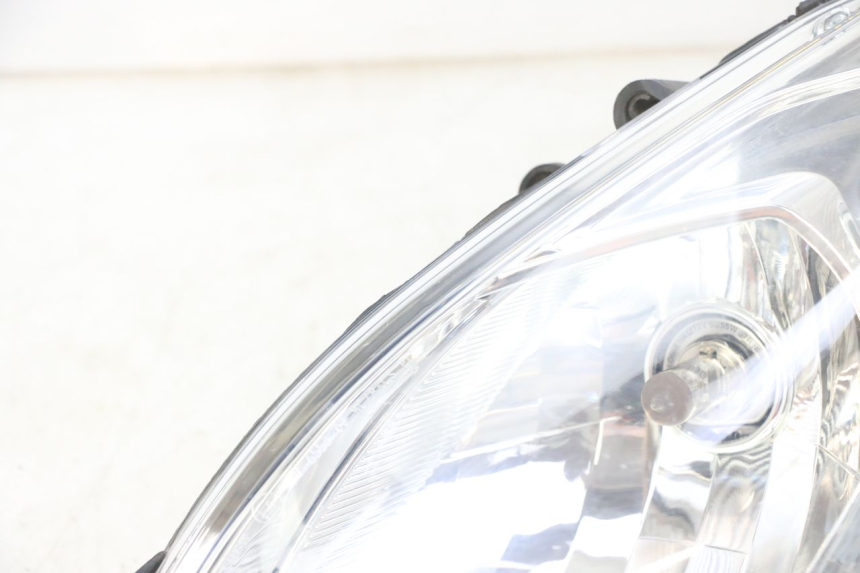 photo de FARO ANTERIORE PEUGEOT SATELIS 125 (2013 - 2018) - Ricambio usato controllato