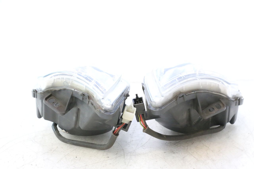 photo de FARO ANTERIORE PEUGEOT SATELIS 125 (2013 - 2018) - Ricambio usato controllato
