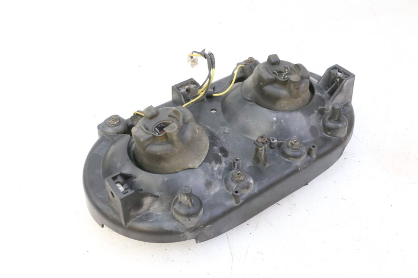 photo de FARO ANTERIORE TRIUMPH SPRINT 900 (1995 - 1998) - Dettaglio del componente