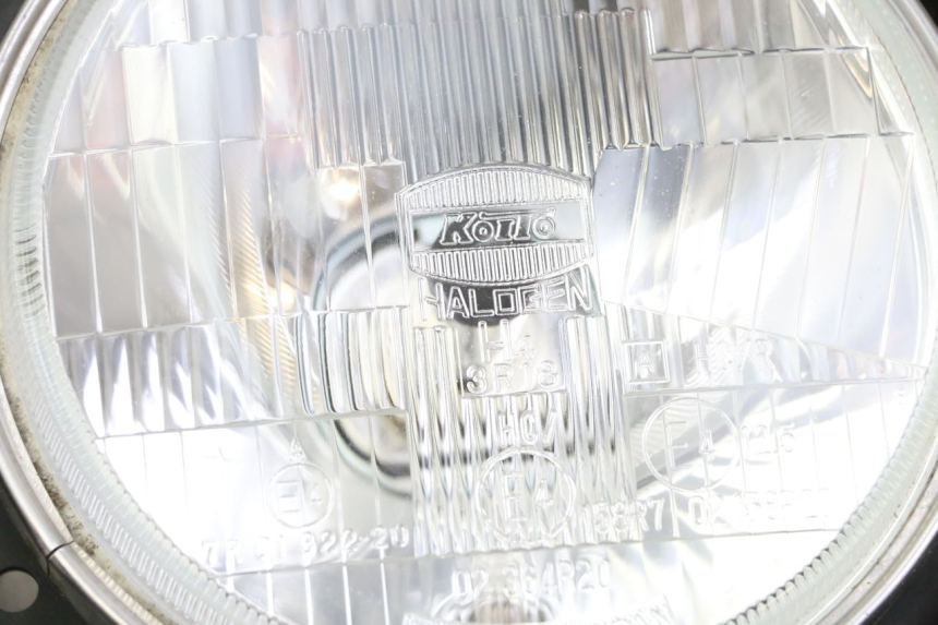 photo de FARO ANTERIORE TRIUMPH SPRINT 900 (1995 - 1998) - Dettagli dei punti di fissaggio