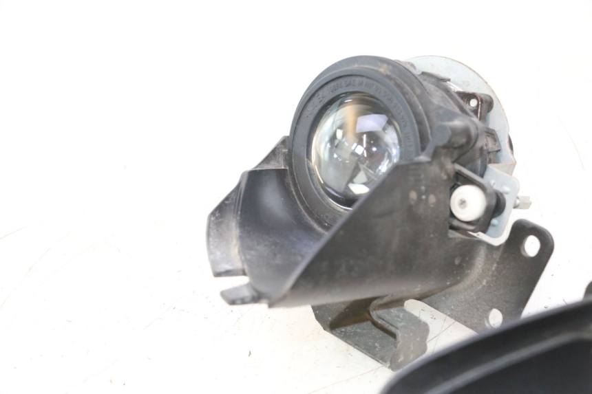photo de FARO ANTERIORE CAN-AM SPYDER RS 1000 (2008 - 2012) - Ispezione visiva dettagliata
