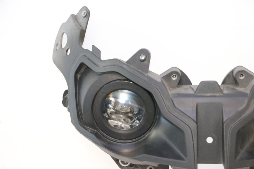 photo de FARO ANTERIORE CAN-AM SPYDER RS 1000 (2008 - 2012) - Marcature e riferimenti originali