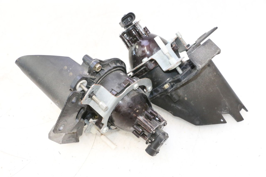 photo de FARO ANTERIORE CAN-AM SPYDER RS 1000 (2008 - 2012) - Vista d'insieme del prodotto