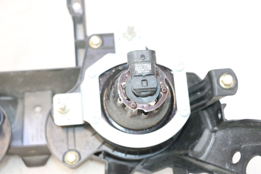 photo de FARO ANTERIORE CAN-AM SPYDER RS 1000 (2008 - 2012) - Ricambio usato controllato