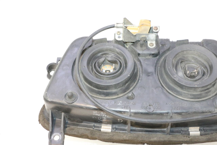 photo de FARO ANTERIORE HONDA ST PAN EUROPEAN 1100 (1990 - 2002) - Zoom sui componenti