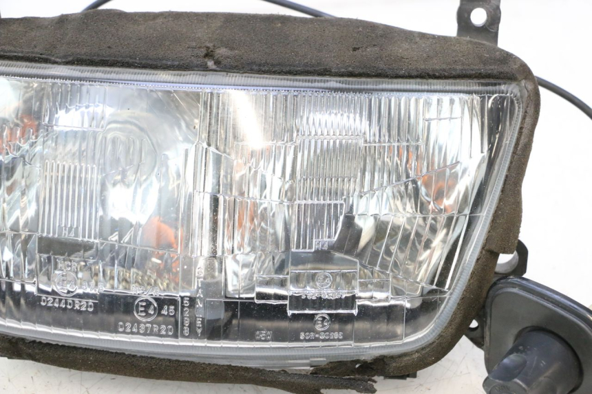 photo de FARO ANTERIORE HONDA ST PAN EUROPEAN 1100 (1990 - 2002) - Zoom sullo stato d'uso