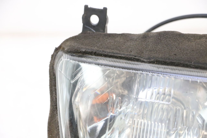 photo de FARO ANTERIORE HONDA ST PAN EUROPEAN 1100 (1990 - 2002) - Primo piano tecnico