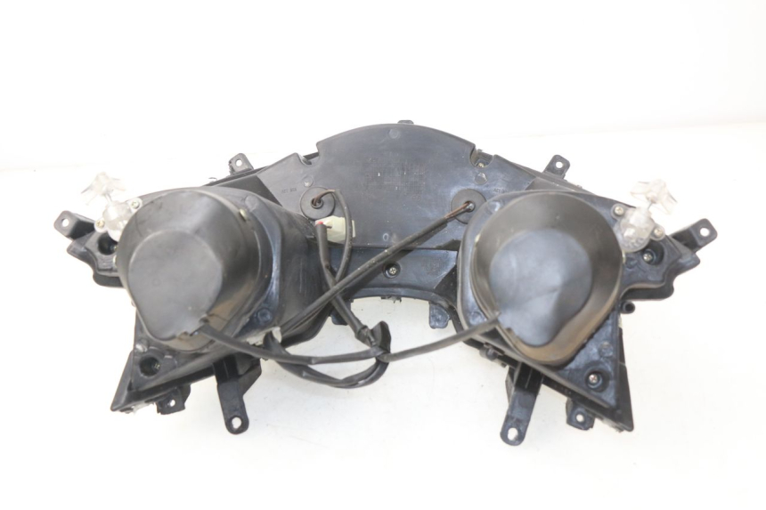 photo de FANALE ANTERIORE RAZZO STEED 125 (2012 - 2018) - Altra angolazione