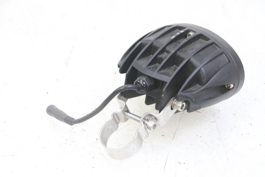 photo de FARO ANTERIORE NAMI STELLAR 1 - Dettaglio del componente