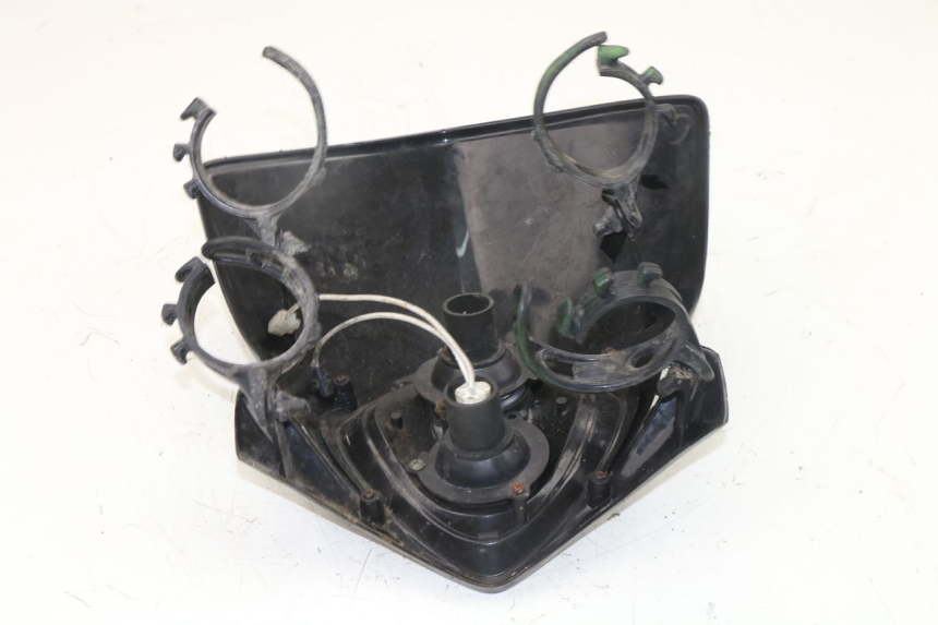 photo de FANALE ANTERIORE RAZZO STR 50 (2009 - 2018) - Stato della superficie e materiale