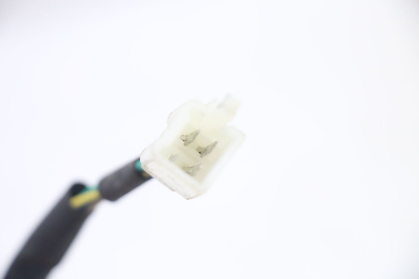 photo de FARO ANTERIORE PEUGEOT STREETZONE I NAKED 2T 50 (2018 - 2020) - Dettagli dei punti di fissaggio