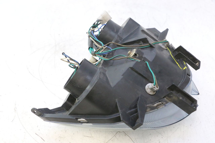 photo de FARO ANTERIORE KYMCO SUPER 8 2T 50 (2007 - 2013) - Caratteristiche distintive