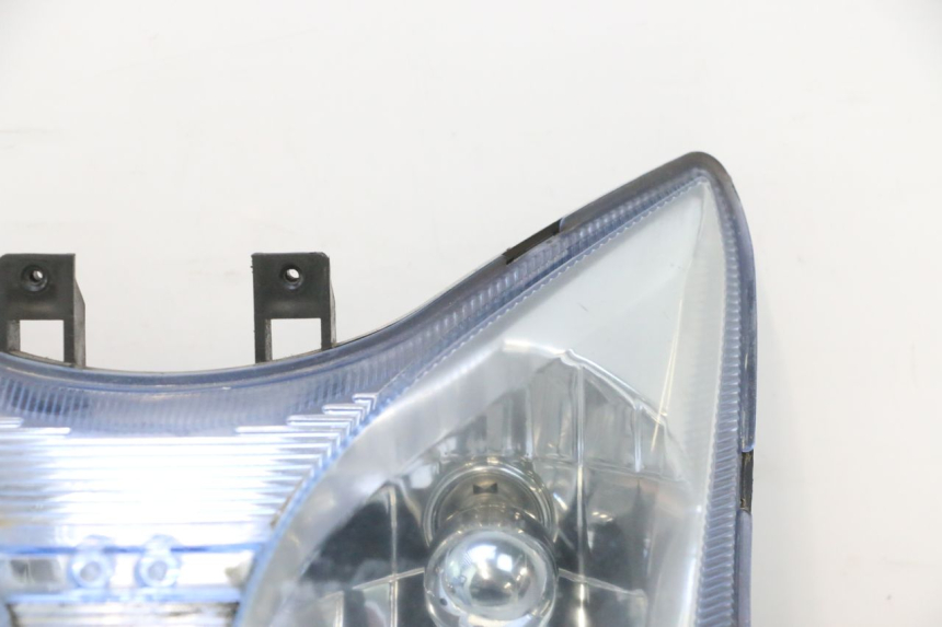 photo de FARO ANTERIORE KYMCO SUPER 8 2T 50 (2007 - 2013) - Primo piano tecnico