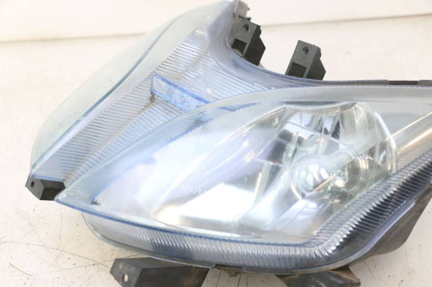 photo de FARO ANTERIORE KYMCO SUPER 8 2T 50 (2007 - 2013) - Stato della superficie e materiale