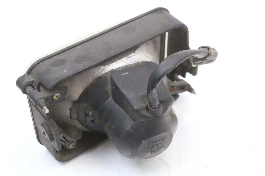 photo de FARO ANTERIORE CAGIVA SUPER CITY 125 (1992 - 1997) - Zoom sullo stato d'uso