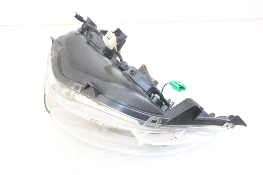 photo de FARO ANTERIORE SUZUKI BURGMAN 125 (2018 - 2021) - Vista d'insieme del prodotto