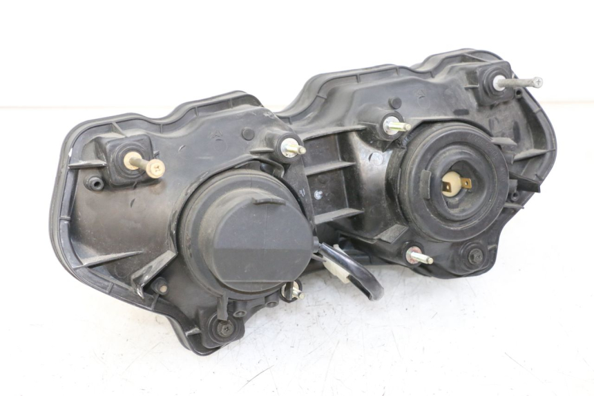 photo de FANALE ANTERIORE SUZUKI SV S 650 (1999 - 2002) - Dettagli dei punti di fissaggio