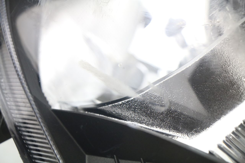 photo de FARO ANTERIORE SYM SYMPHONY 50 (2009 - 2015) - Caratteristiche distintive