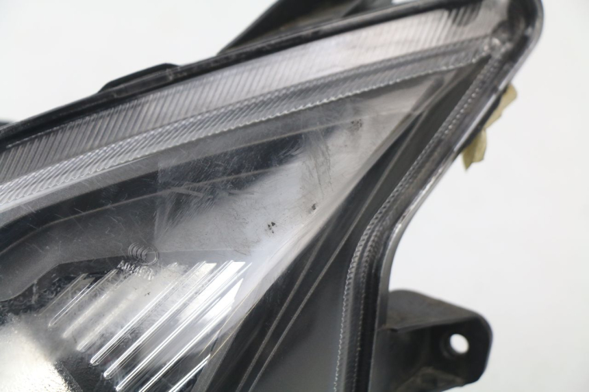 photo de FARO ANTERIORE SYM SYMPHONY 50 (2009 - 2015) - Marcature e riferimenti originali