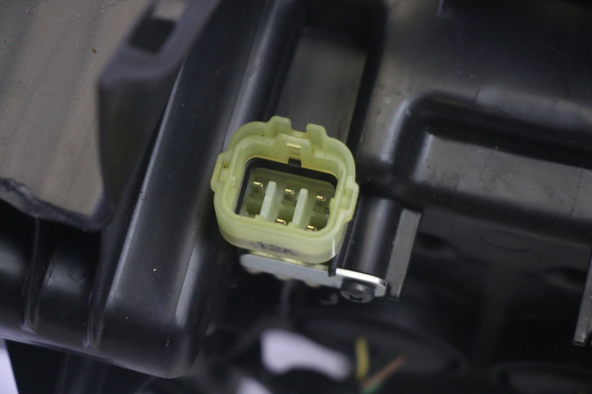 photo de FARO ANTERIORE YAMAHA TRICITY 300 (2020 - 2024) - Caratteristiche distintive