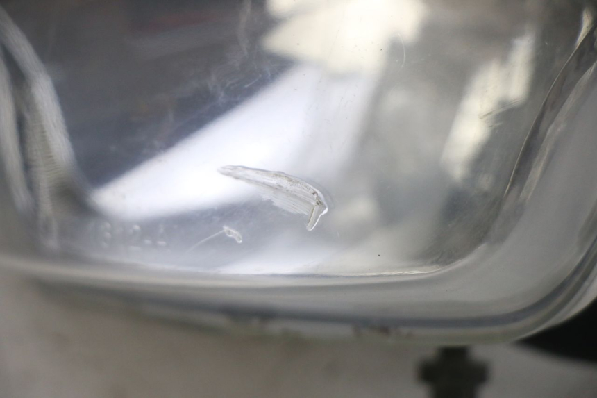 photo de FANALE ANTERIORE PEUGEOT TWEET 4T 50 (2014 - 2019) - Primo piano tecnico