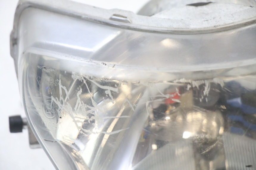 photo de FARO ANTERIORE PEUGEOT TWEET PRO CARGO 50 (2018 - 2022) - Zoom sullo stato d'uso