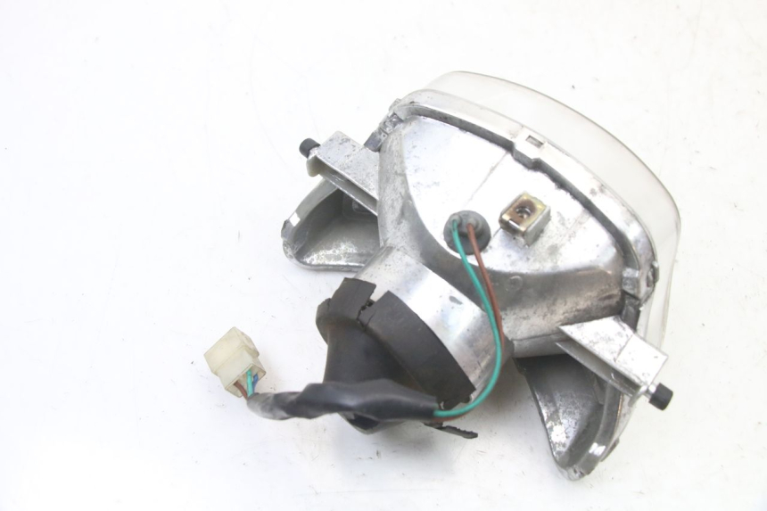 photo de FARO ANTERIORE PEUGEOT TWEET PRO CARGO 50 (2018 - 2022) - Primo piano tecnico