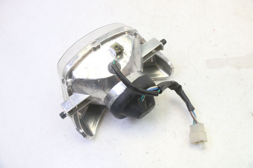 photo de FARO ANTERIORE PEUGEOT TWEET PRO CARGO 50 (2018 - 2022) - Primo piano tecnico