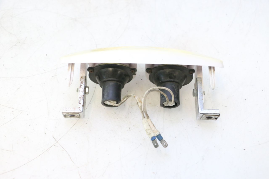 photo de FARO ANTERIORE PIAGGIO TYPHOON 50 (1993 - 1999) - Primo piano tecnico