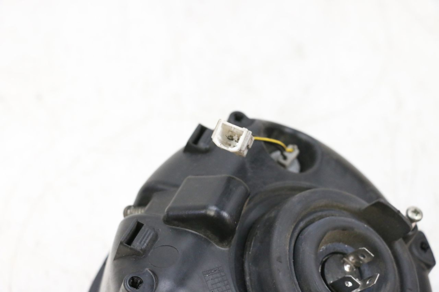 photo de FANALE ANTERIORE PIAGGIO VESPA GTS SUPER IE 125 (2009 - 2016) - Altra angolazione