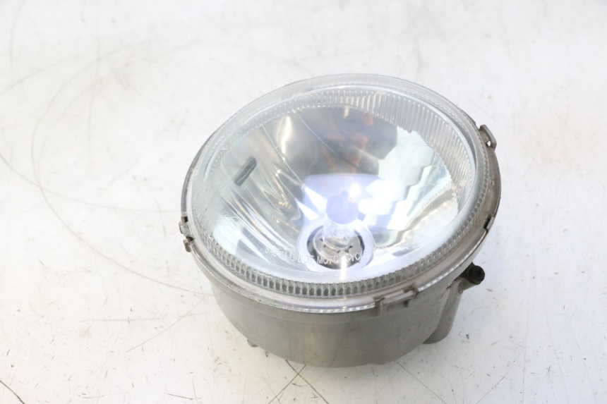photo de FANALE ANTERIORE PIAGGIO VESPA PRIMAVERA 2T 50 (2013 - 2018) - Primo piano tecnico