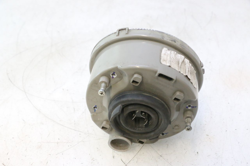 photo de FANALE ANTERIORE PIAGGIO VESPA PRIMAVERA 2T 50 (2013 - 2018) - Dettagli dei punti di fissaggio