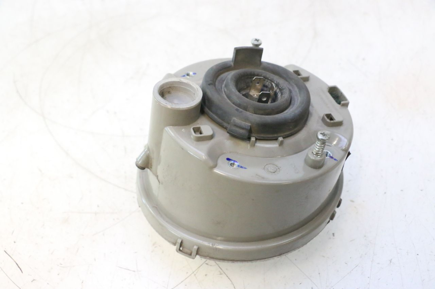 photo de FANALE ANTERIORE PIAGGIO VESPA PRIMAVERA 2T 50 (2013 - 2018) - Stato della superficie e materiale