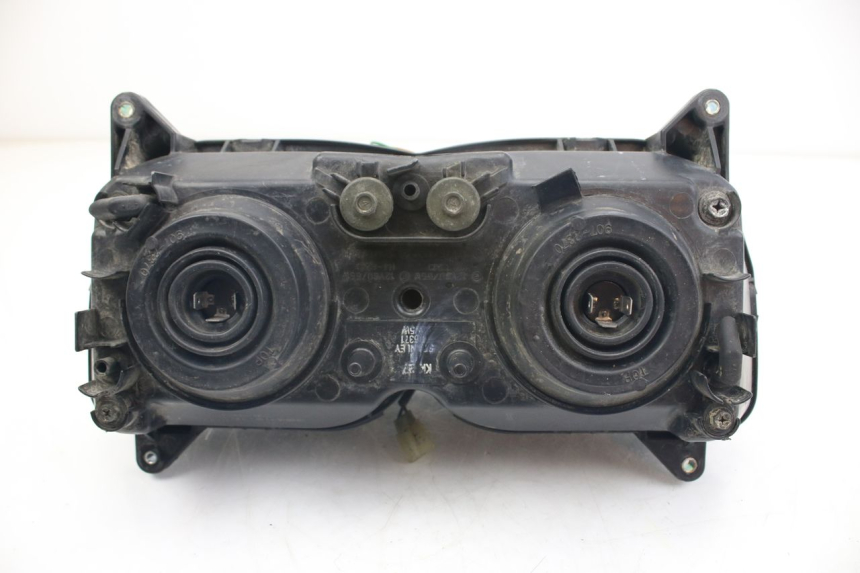 photo de FARO ANTERIORE HONDA VFR FI RC46 800 (1998 - 2001) - Zoom sullo stato d'uso