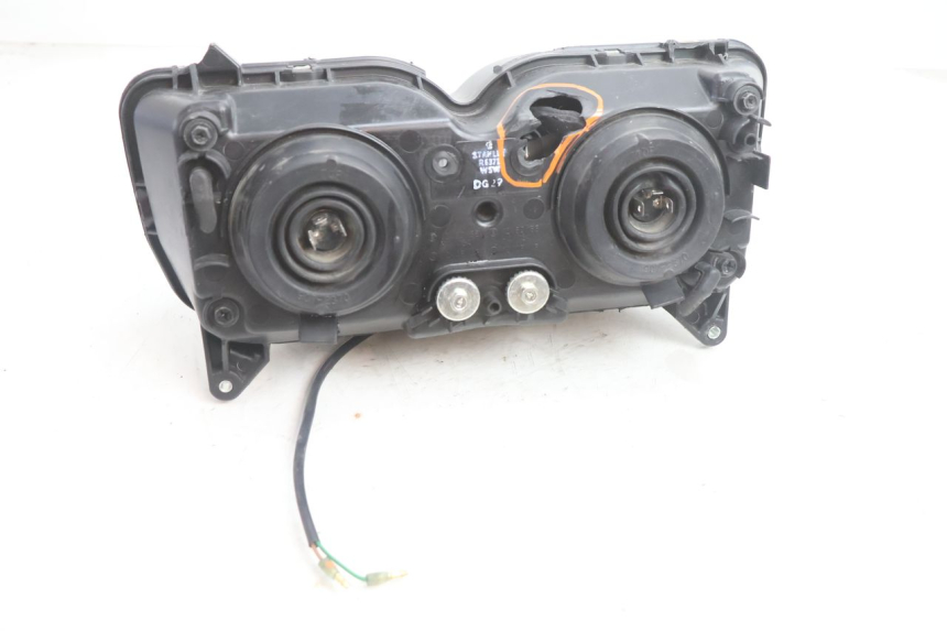 photo de FARO ANTERIORE HONDA VFR FI RC46 800 (1998 - 2001) - Stato della superficie e materiale