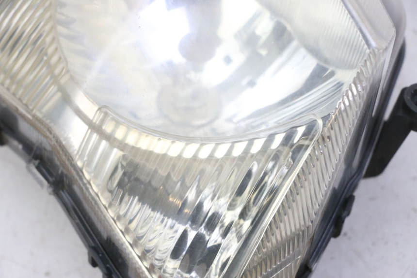 photo de FANALE ANTERIORE PEUGEOT VIVACITY NEW 4T 50 (2008 - 2017) - Dettagli dei punti di fissaggio