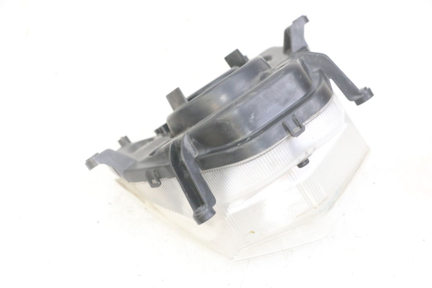 photo de FANALE ANTERIORE PEUGEOT VIVACITY NEW 4T 50 (2008 - 2017) - Zoom sullo stato d'uso