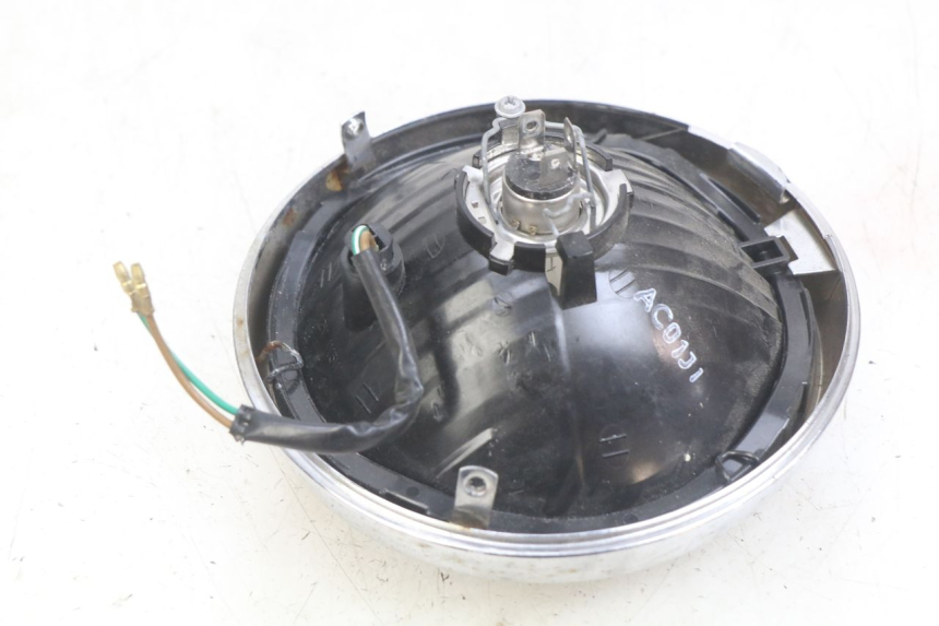 photo de FANALE ANTERIORE DAELIM VJ ROADWIN FI 125 (2008 - 2017) - Zoom sullo stato d'uso