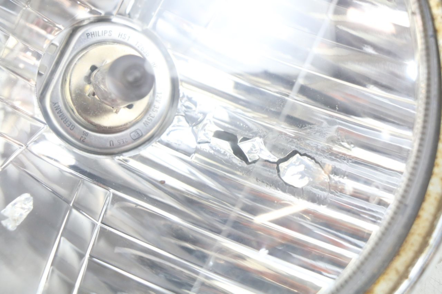 photo de FANALE ANTERIORE DAELIM VJ ROADWIN FI 125 (2008 - 2017) - Stato della superficie e materiale