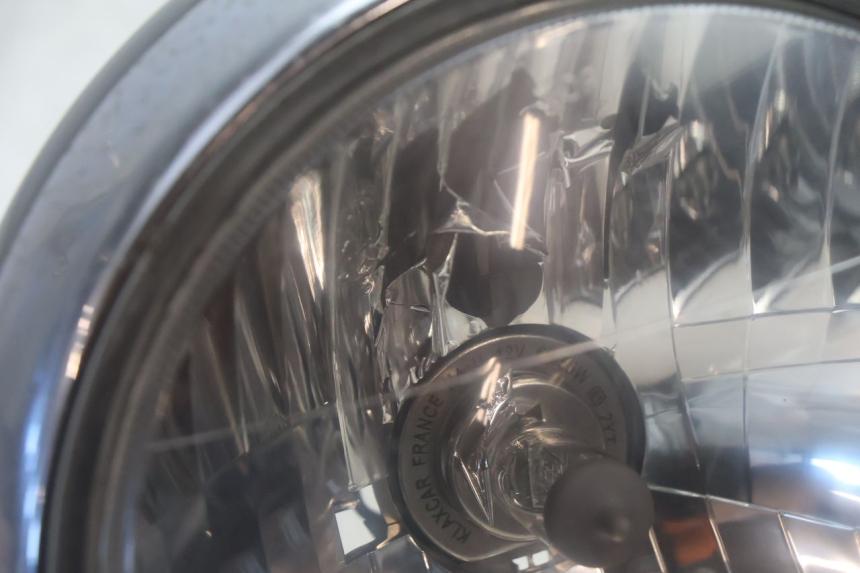 photo de FARO ANTERIORE DAELIM VJ ROADWIN 125 (2004 - 2007) - Zoom sullo stato d'uso