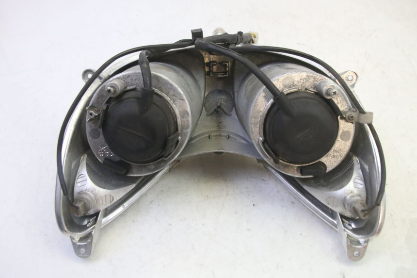 photo de FARO ANTERIORE YAMAHA X-CITY XCITY 125 (2007 - 2013) - Stato della superficie e materiale