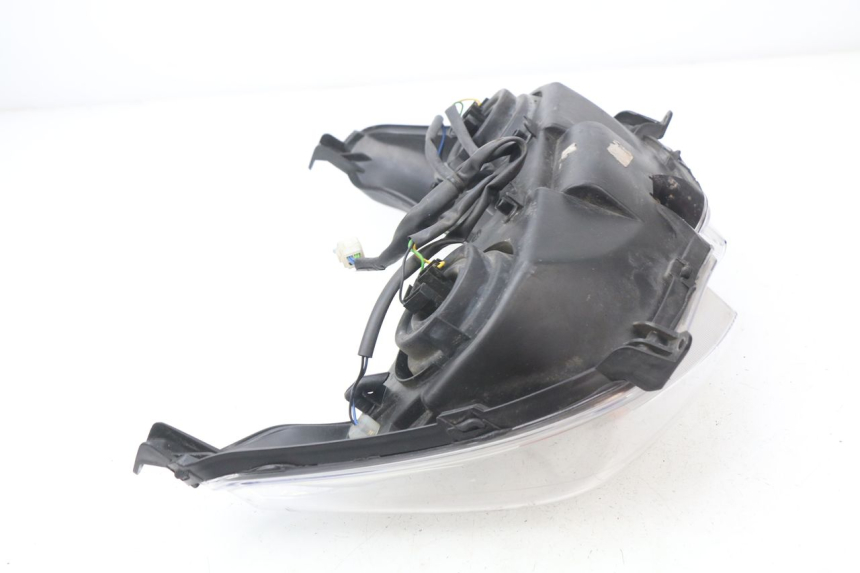 photo de FANALE ANTERIORE YAMAHA XMAX X-MAX 125 (2006 - 2009) - Altra angolazione