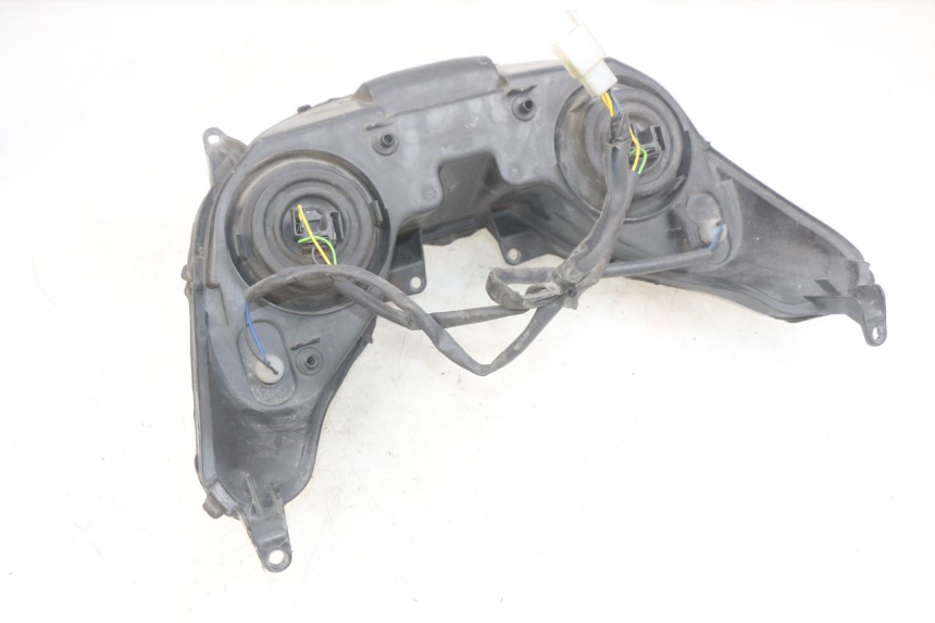 photo de FANALE ANTERIORE YAMAHA XMAX X-MAX 125 (2006 - 2009) - Primo piano tecnico